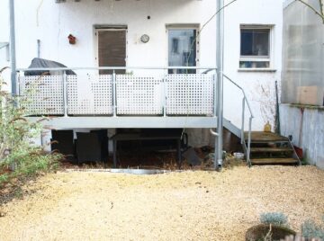 Was will man mehr!? Top aufgeteilte EG Whng. mit  EBK, TLBad, Balkon, Garten, Keller u. PKW-Stellplatz 69231 Malschenberg, Erdgeschosswohnung