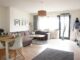 Eigennutzen oder Kapitalanlage! Zentrumsnahe Penthouse Wohnung mit 2 Terrassen, Keller u. TG-Platz - Wohnzimmer