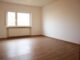 Eigennutzen oder attraktive Kapitalanlage! Renoviertes Aptmnt. m. TL-Bad, Keller u. PKW-Stellplatz - Wohnbereich