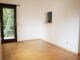 Neu renoviert vor Einzug! Goldiges 1,5 Zimmer EG-Aptmnt. mit EBK, TLBad, Keller u. Balkon - Wohnraum