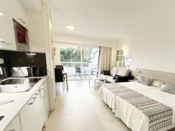 Mallorca: Komfortables, voll ausgestattetes Apartment mit großem Pool, Klimaanlage, Wlan (Mietbar ab 1 Monat) 07400 Port d'Alcudia, Apartment