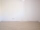 Optimal angebunden im Zentrum! Modernes, helles Apartment mit Pantryküche u. Loggia - Wohnbereich