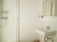 Einziehen und Wohlfühlen! Modern sanierte u.perfekt aufgeteilte EG Whng.mit Loggia, EBK, Keller u. Stellplatz - Badezimmer