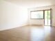 Einziehen und Wohlfühlen! Modern sanierte u.perfekt aufgeteilte EG Whng.mit Loggia, EBK, Keller u. Stellplatz - Wohnzimmer