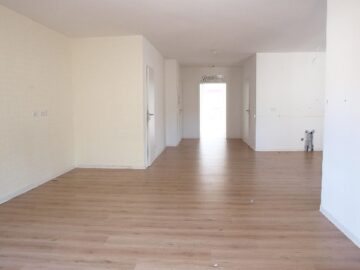 Wohnen im Zentrum! Lichtdurchflutete, zentral gelegene Neubau Whng. mit Garagenstellplatz 68219 Mannheim, Etagenwohnung